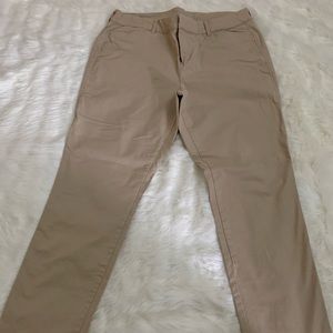 Old Navy cropped/ankle khakis